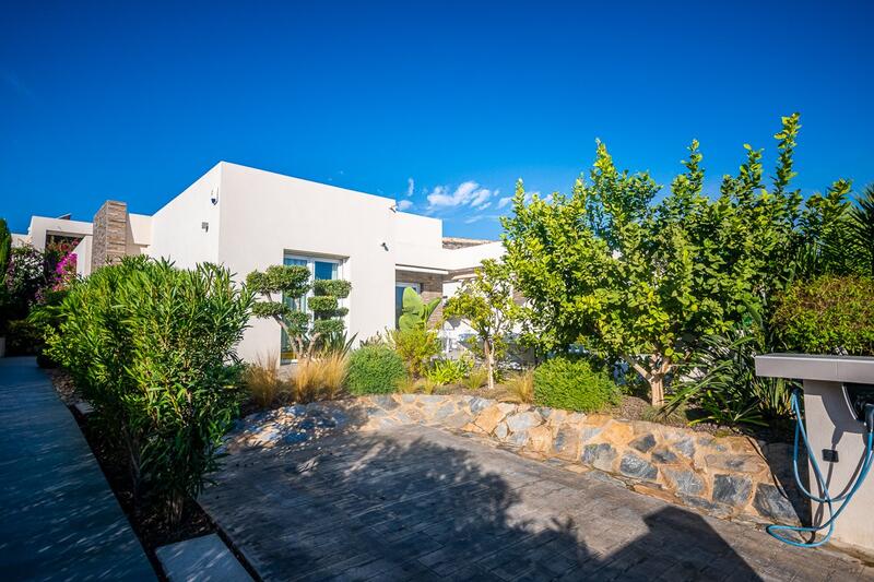 2 Cuarto Villa en venta