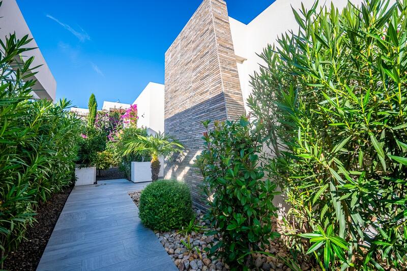 2 Cuarto Villa en venta