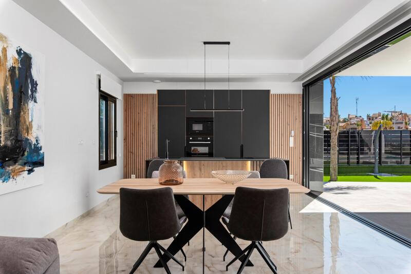 3 slaapkamer Villa Te koop 3 slaapkamer Villa Te koop