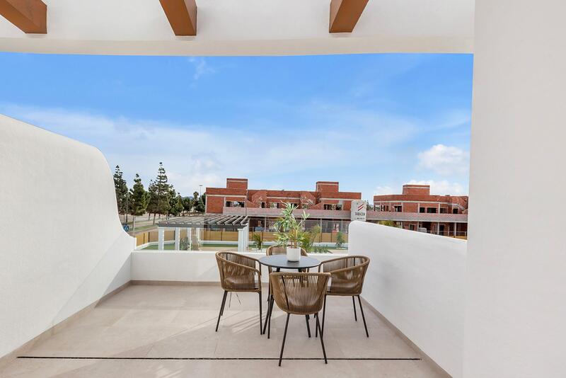 2 bedroom Apartment for sale