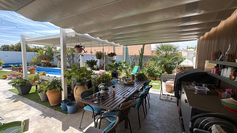2 bedroom Villa for sale 2 bedroom Villa for sale