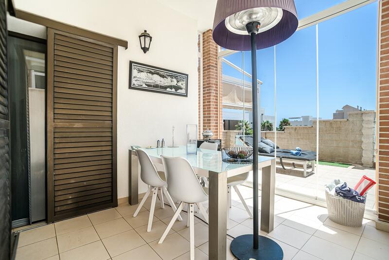 2 slaapkamer Appartement Te koop 2 slaapkamer Appartement Te koop
