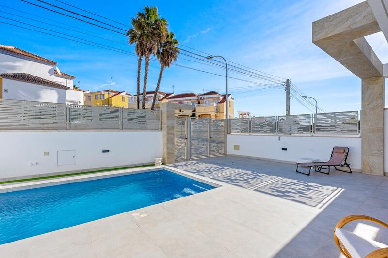 3 bedroom Villa for sale 3 bedroom Villa for sale