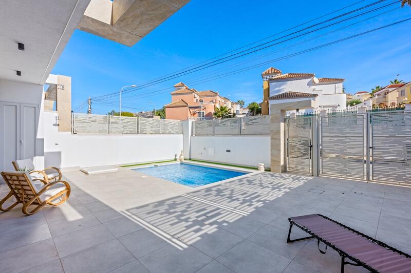 3 bedroom Villa for sale 3 bedroom Villa for sale