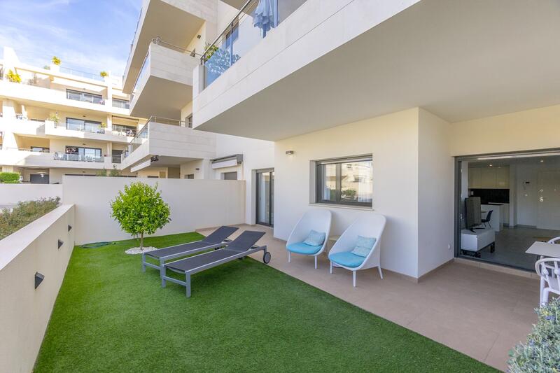 2 bedroom Apartment for sale 2 bedroom Apartment for sale