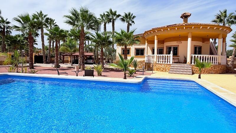 Villa till salu i Catral, Alicante