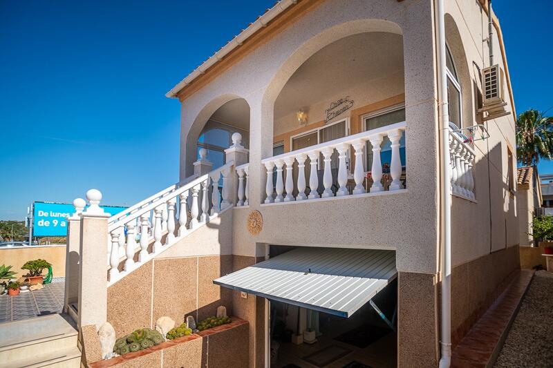 2 bedroom Villa for sale 2 bedroom Villa for sale