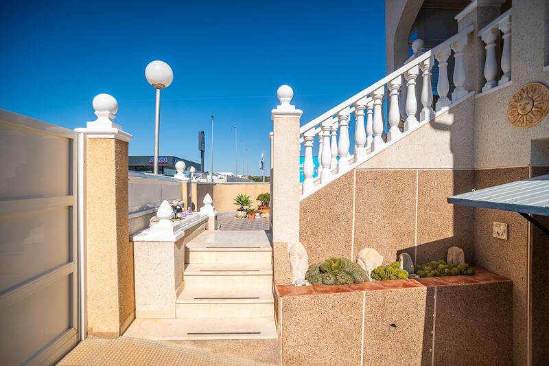 2 bedroom Villa for sale 2 bedroom Villa for sale