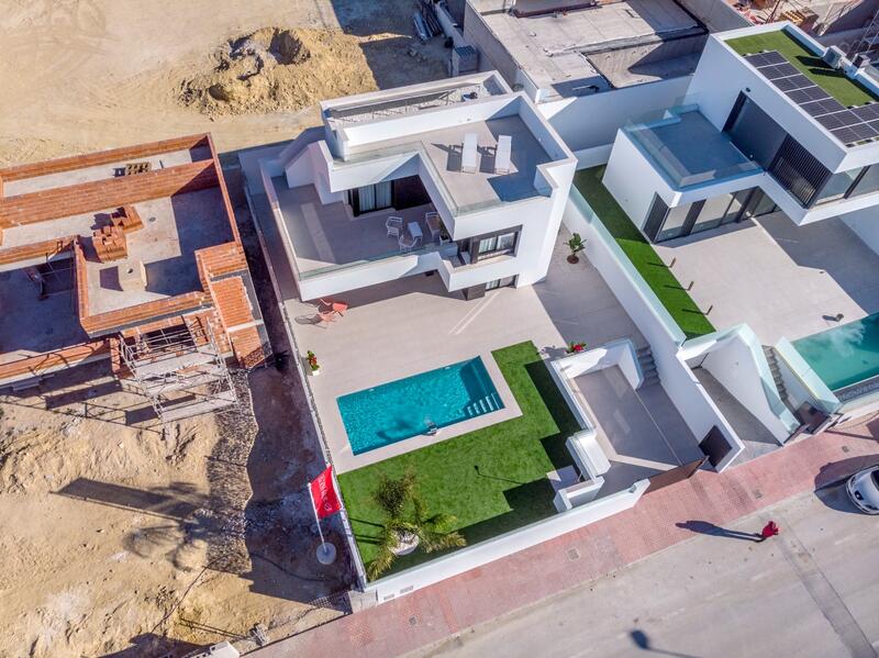 5 bedroom Villa for sale