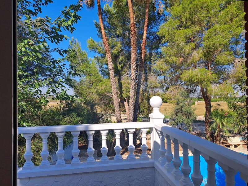 5 bedroom Cave House for sale