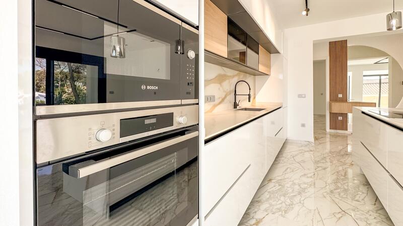 4 slaapkamer Villa Te koop