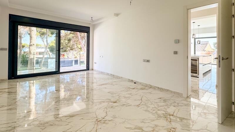 4 slaapkamer Villa Te koop
