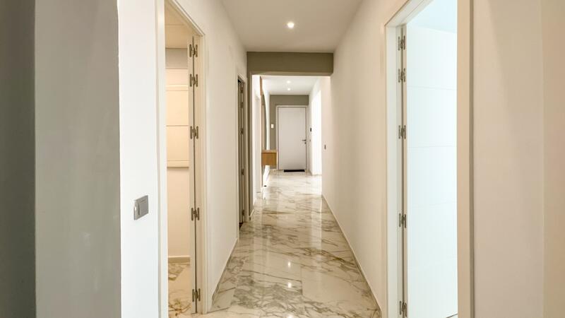 4 slaapkamer Villa Te koop