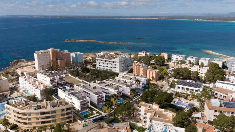 3 bedroom Apartment for sale