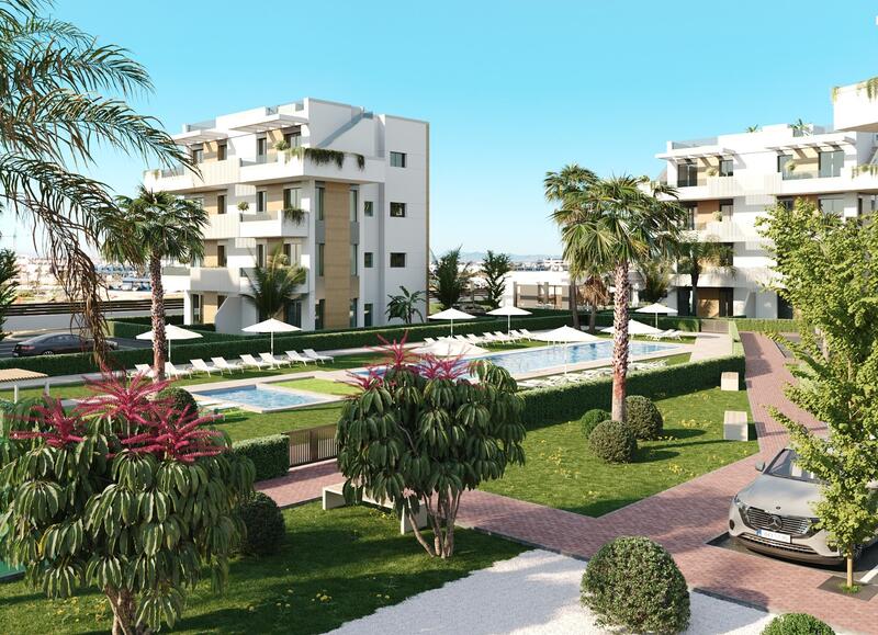 Apartment for sale in Santa Rosalia, Málaga