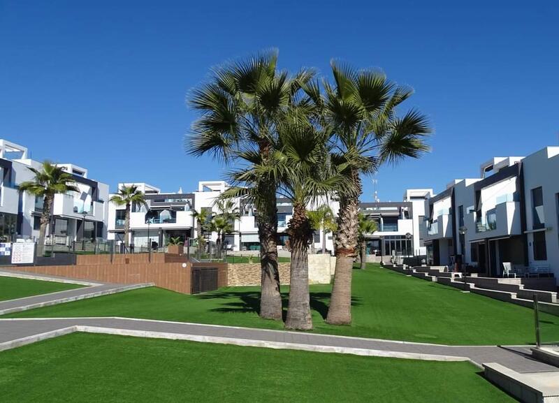 2 slaapkamer Appartement voor korte termijn huur 2 slaapkamer Appartement voor korte termijn huur