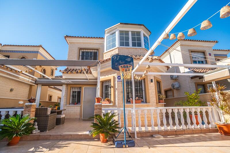 2 chambre Villa à vendre