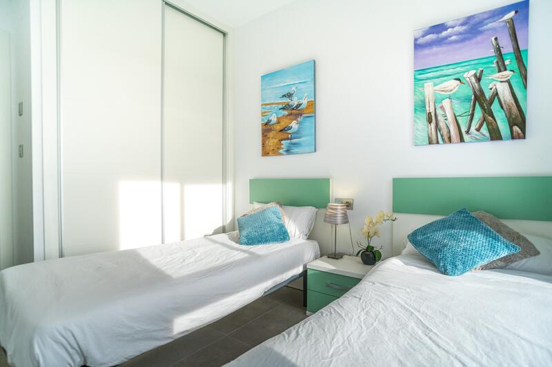 2 спальная комната квартира продается