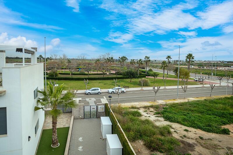 2 спальная комната квартира продается