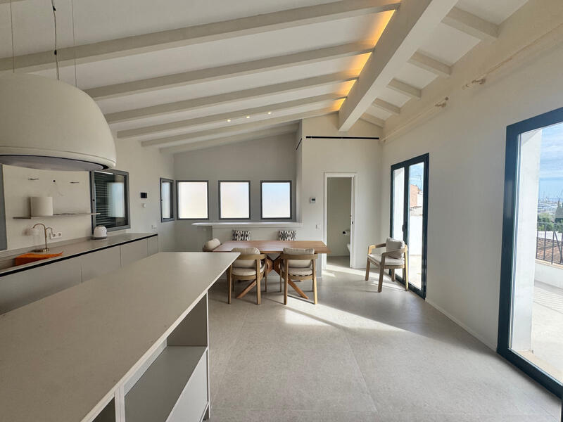 3 спальная комната квартира продается