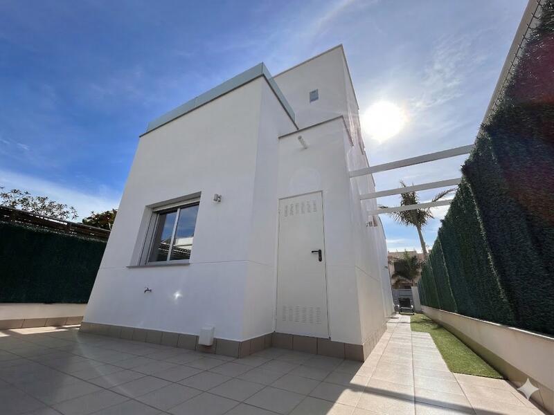 3 chambre Villa à vendre 3 chambre Villa à vendre