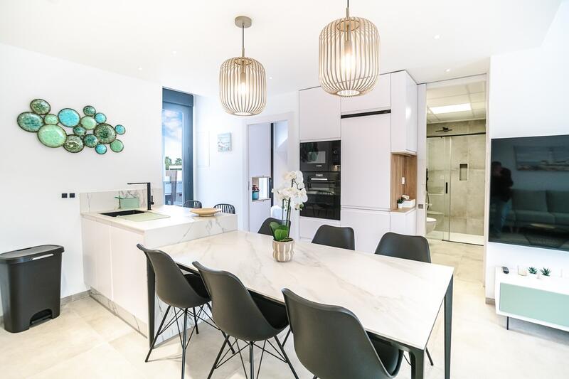 4 bedroom Apartment for sale 4 bedroom Apartment for sale