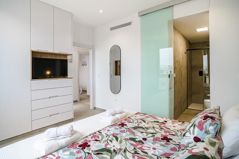 4 bedroom Apartment for sale 4 bedroom Apartment for sale