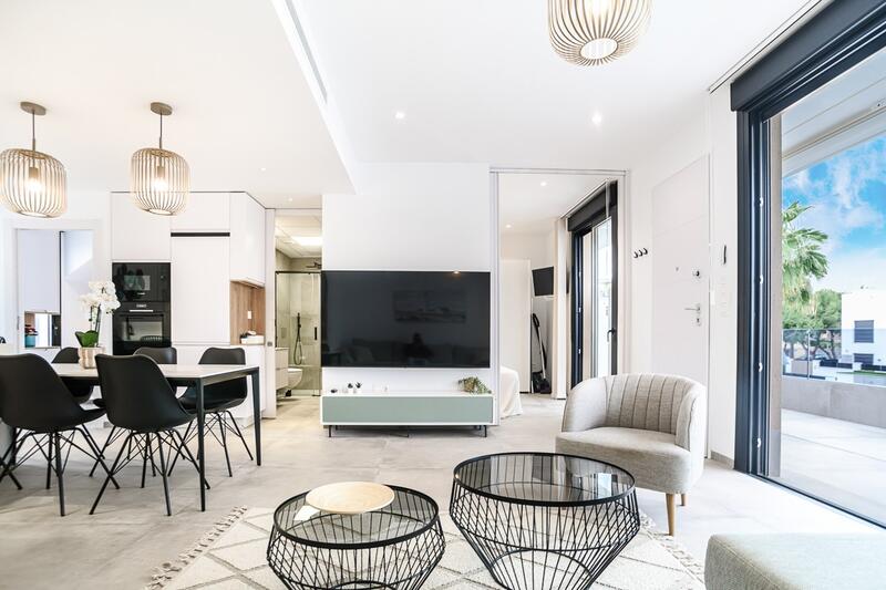 4 bedroom Apartment for sale 4 bedroom Apartment for sale