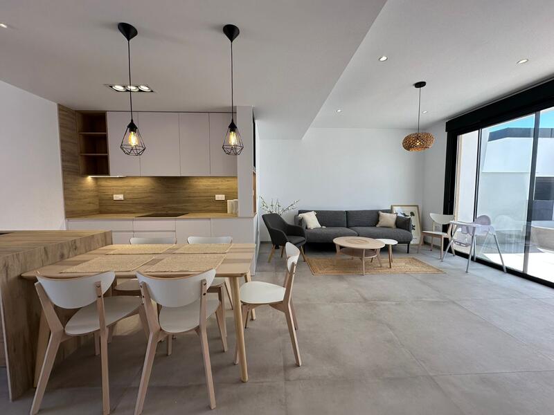 3 bedroom Apartment for sale