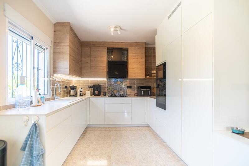 4 slaapkamer Villa Te koop