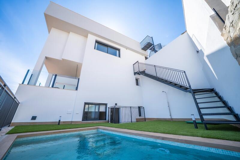 Villa for sale in Algorfa, Alicante