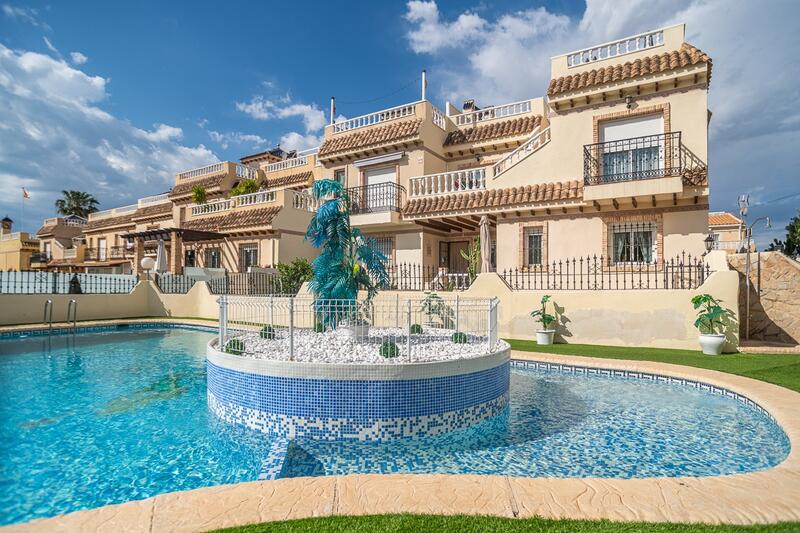 Lägenhet till salu i Orihuela Costa, Alicante
