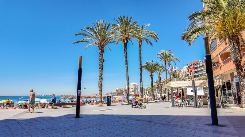 Lägenhet till salu i Torrevieja, Alicante