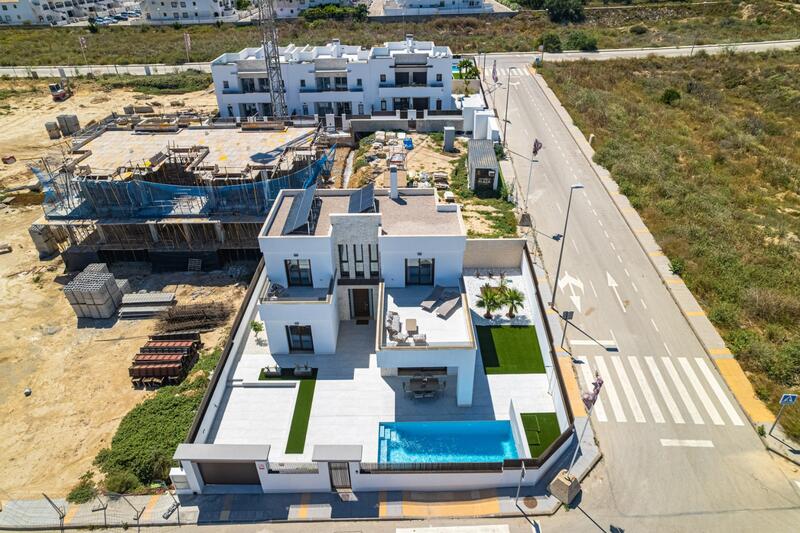 4 bedroom Villa for sale 4 bedroom Villa for sale