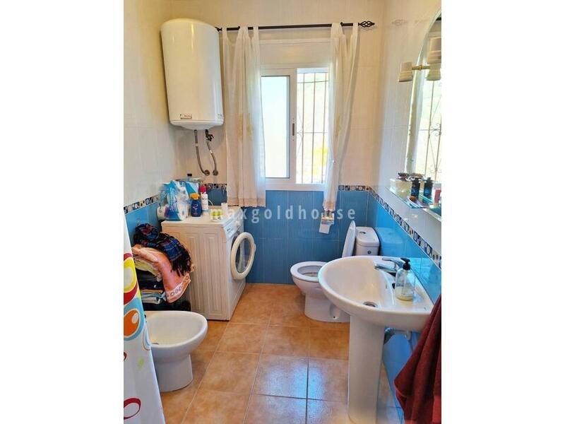 3 slaapkamer Landhuis Te koop