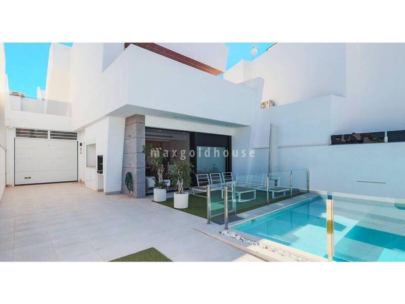 Villa til salgs i Santiago de la Ribera, Murcia