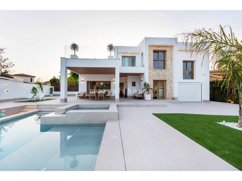 4 bedroom Villa for sale