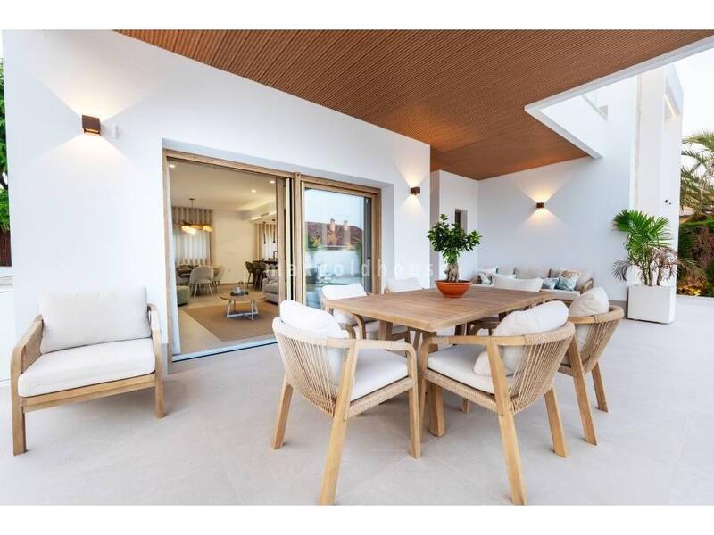 4 bedroom Villa for sale