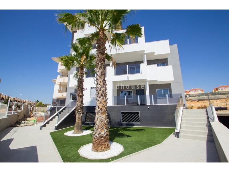 2 bedroom Apartment for sale