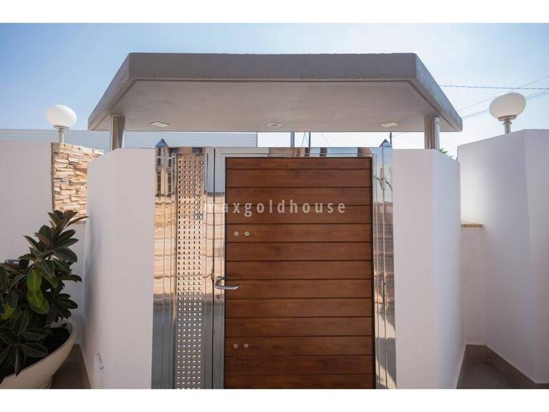 4 Cuarto Villa en venta