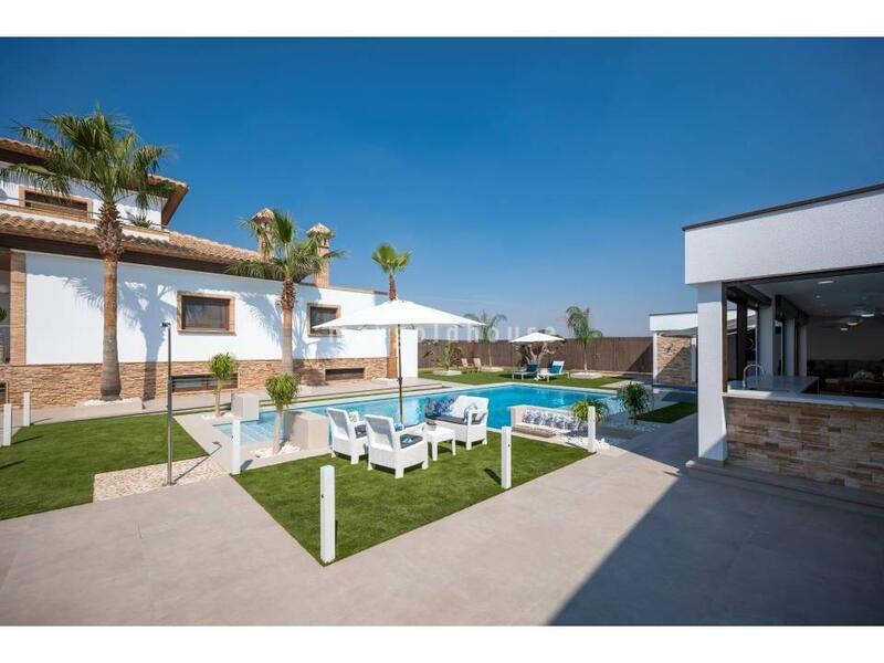 4 Cuarto Villa en venta