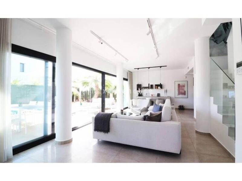 3 slaapkamer Villa Te koop