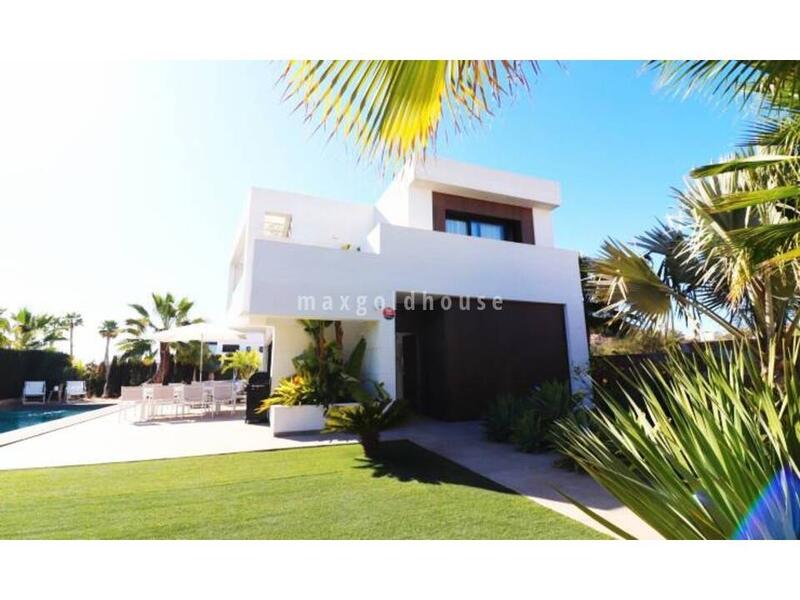 3 slaapkamer Villa Te koop