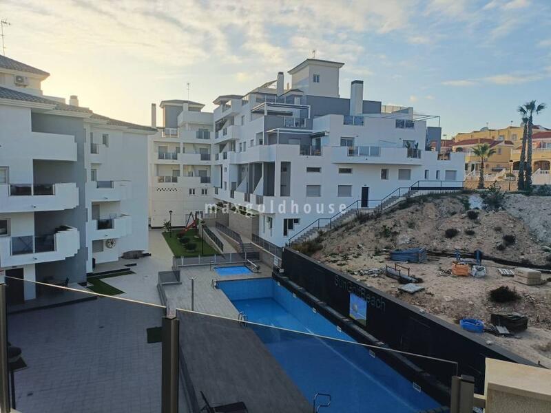2 bedroom Apartment for sale