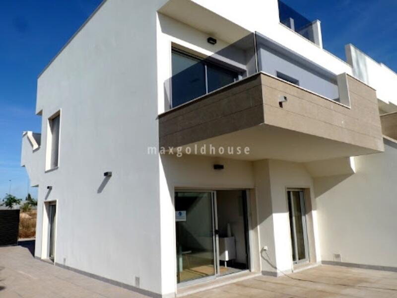 3 bedroom Apartment for sale