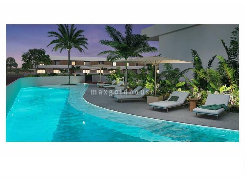 3 bedroom Townhouse for sale