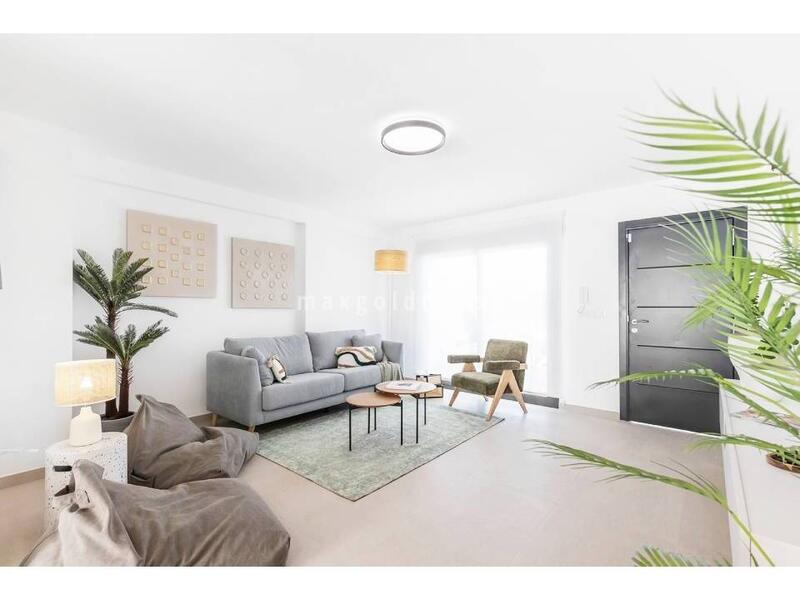 4 Schlafzimmer Stadthaus zu verkaufen