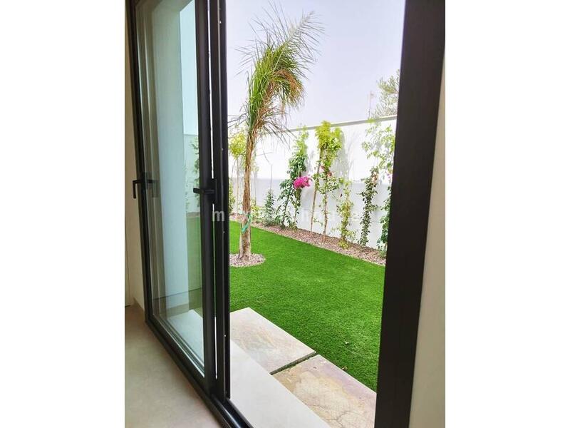 3 Schlafzimmer Villa zu verkaufen 3 Schlafzimmer Villa zu verkaufen