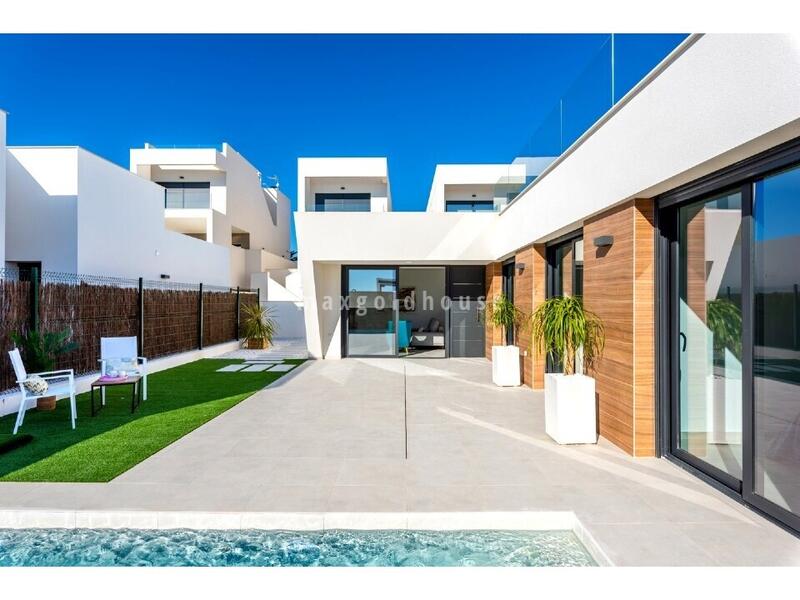 3 soveværelse Villa til salg 3 soveværelse Villa til salg