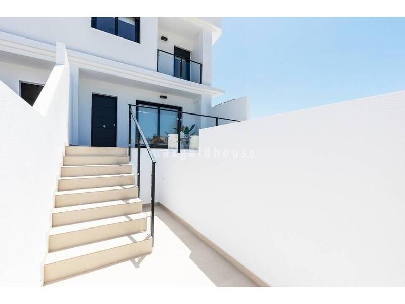 4 bedroom Townhouse for sale 4 bedroom Townhouse for sale